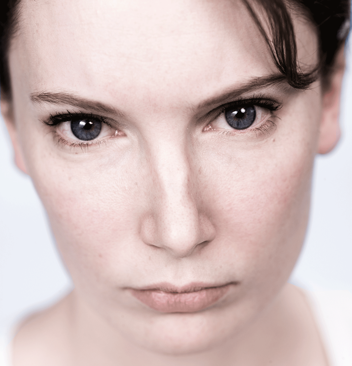 isabel-kronenberger-unknown-identity-10